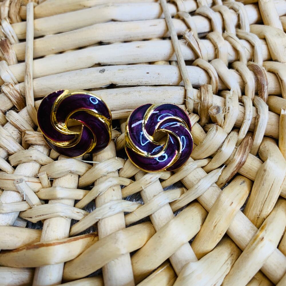 Vintage Purple Knot Enamel Earrings 3/4" diameter